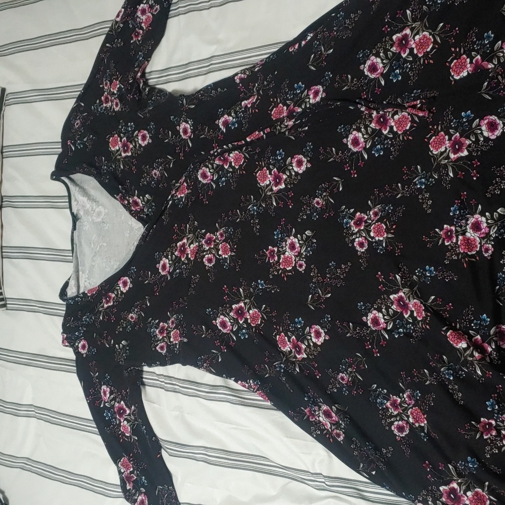 Black floral quarter sleeved dress